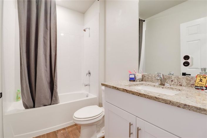 Image No.26-4 Bed Property for sale