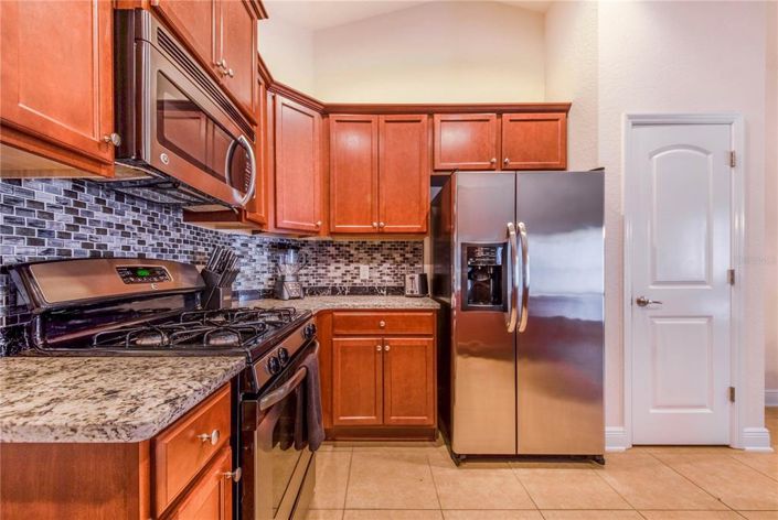 Image No.15-3 Bed Property for sale