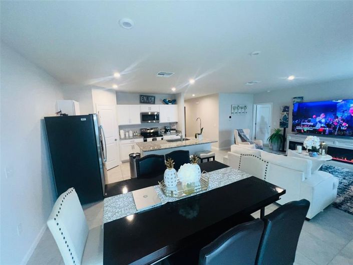 Image No.8-4 Bed Property for sale