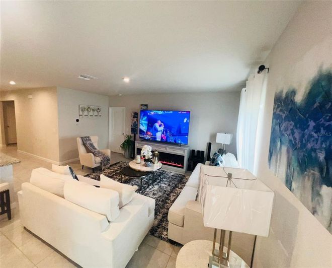 Image No.9-4 Bed Property for sale