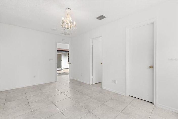 Image No.21-3 Bed Property for sale