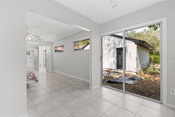 Image No.30-3 Bed Property for sale