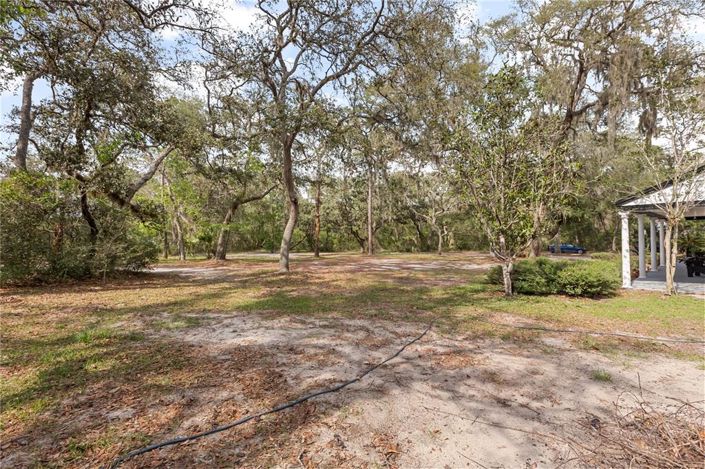 Image No.37-3 Bed Property for sale