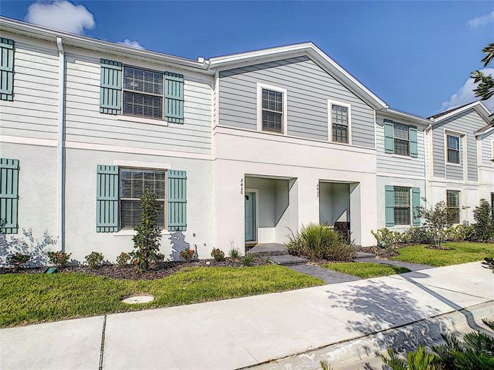 Image No.1-5 Bed Townhouse for sale