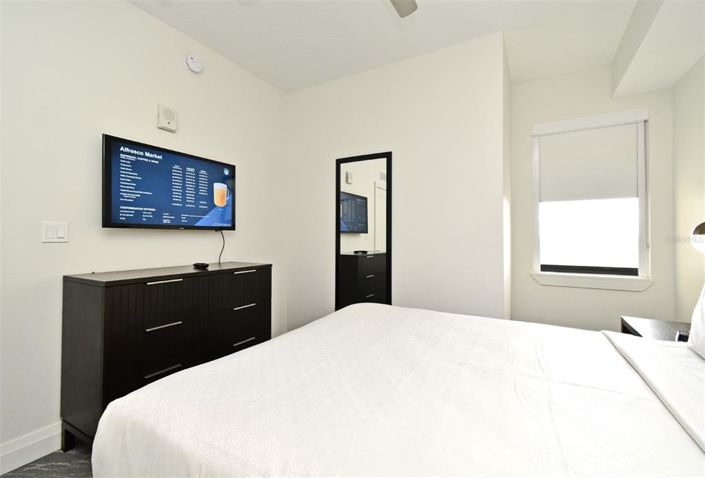 Image No.11-3 Bed Property for sale