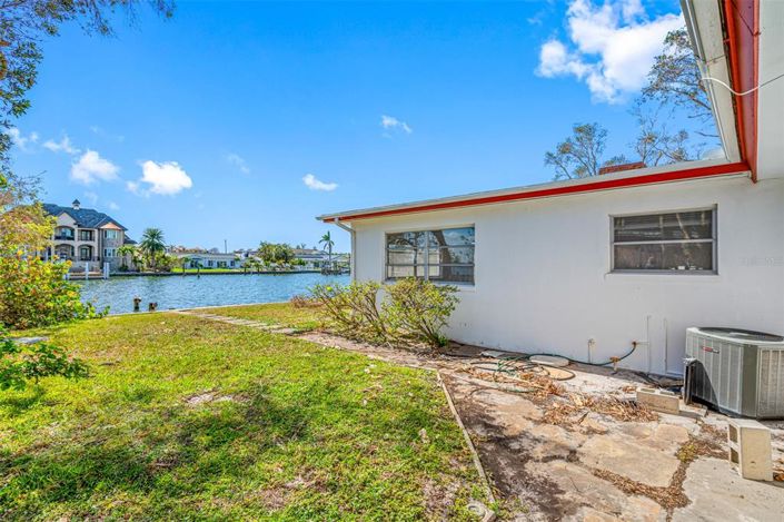 Image No.15-3 Bed Property for sale