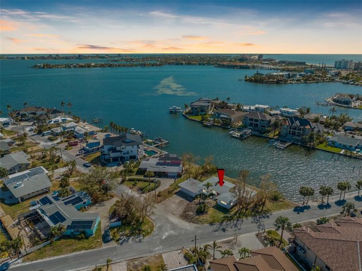 Image No.5-3 Bed Property for sale