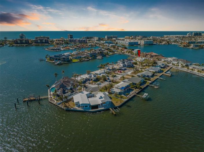 Image No.7-3 Bed Property for sale