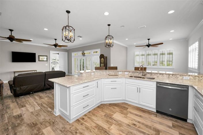 Image No.24-3 Bed Property for sale