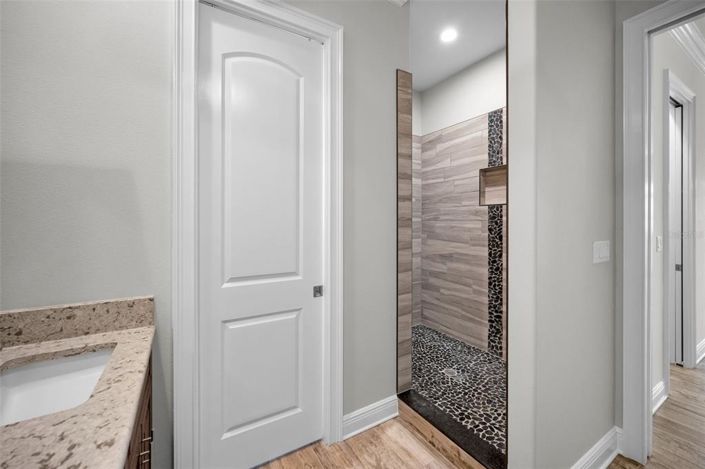 Image No.34-3 Bed Property for sale