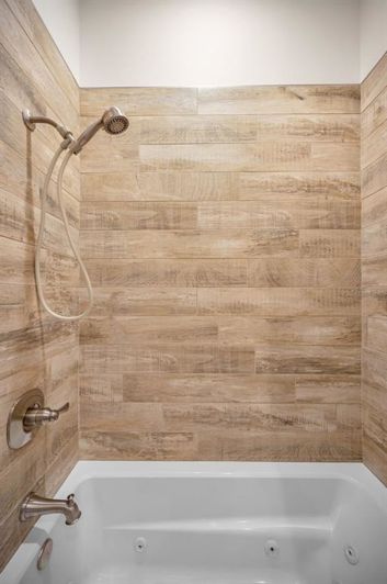 Image No.45-3 Bed Property for sale