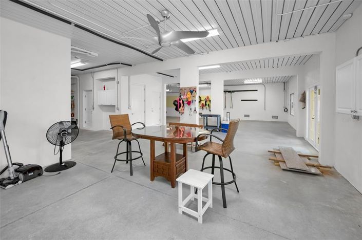 Image No.48-3 Bed Property for sale