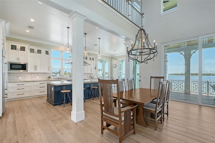 Image No.19-5 Bed Property for sale