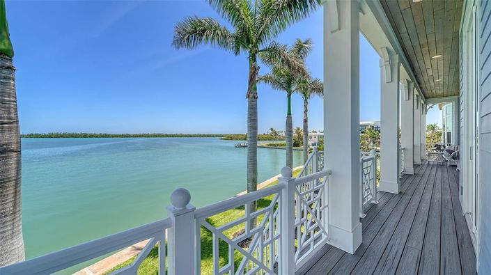 Image No.40-5 Bed Property for sale