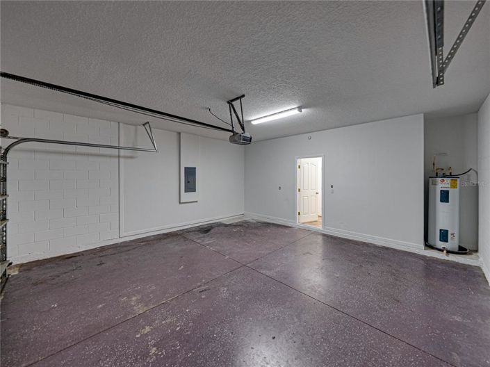 Image No.20-4 Bed Property for sale