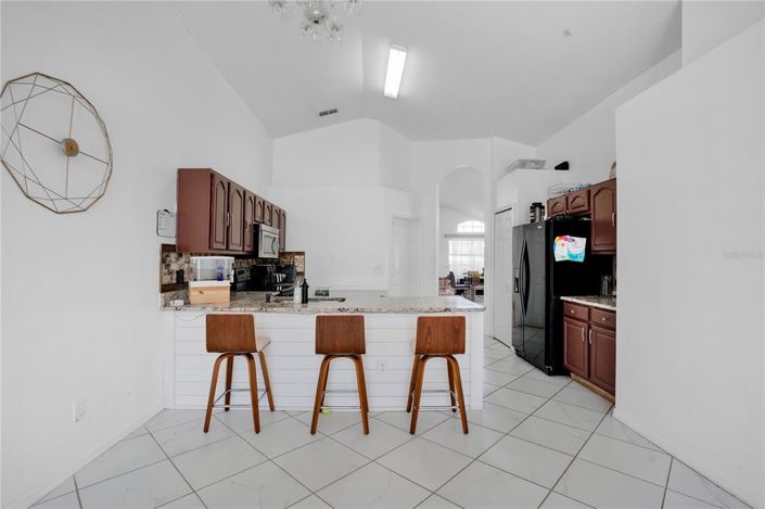 Image No.7-4 Bed Property for sale