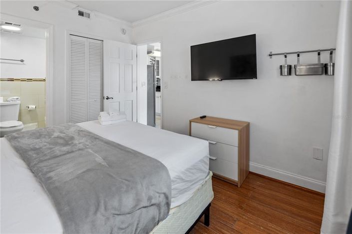 Image No.21-2 Bed Property for sale