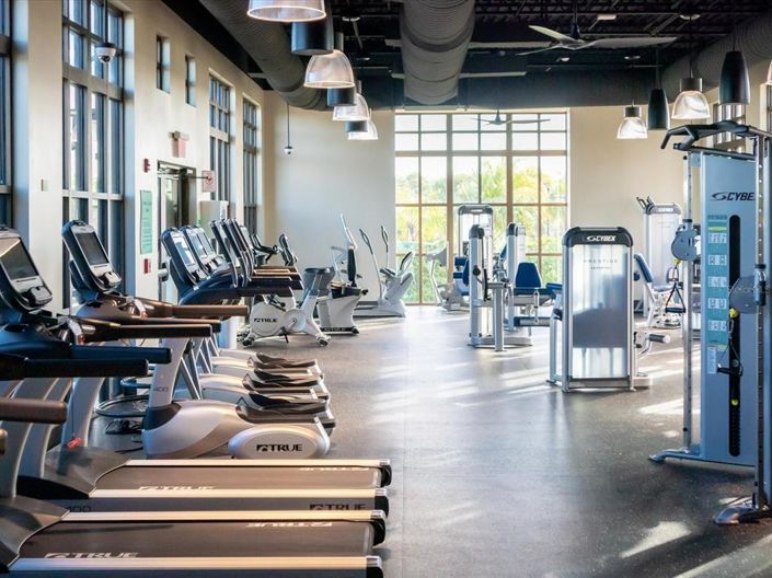 Image No.52-7 Bed Property for sale