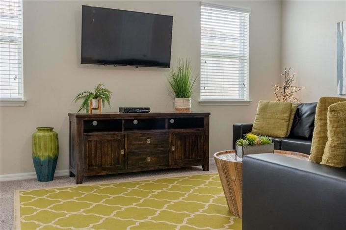 Image No.34-6 Bed Property for sale