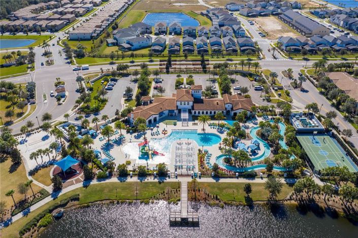 Image No.54-5 Bed Townhouse for sale