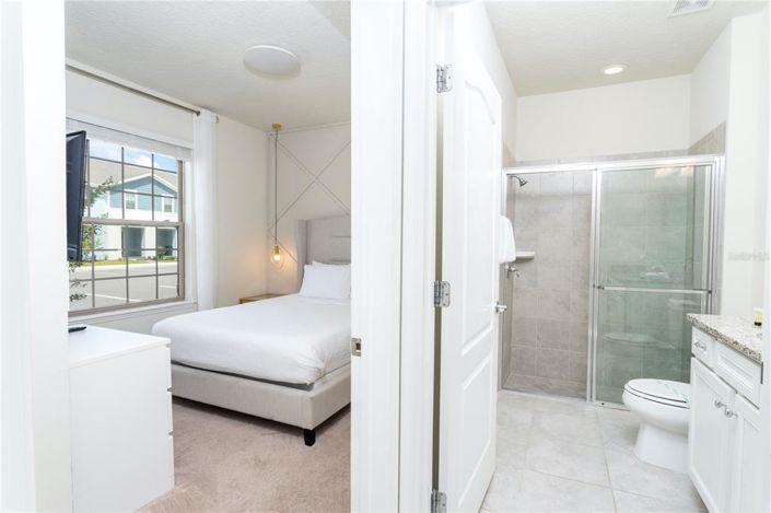 Image No.9-5 Bed Townhouse for sale