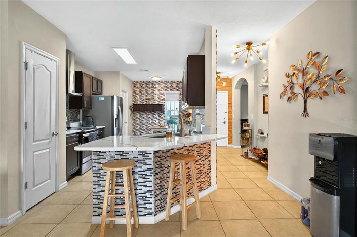 Image No.12-3 Bed Property for sale