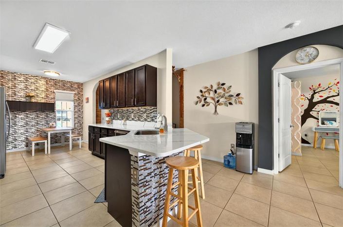 Image No.15-3 Bed Property for sale