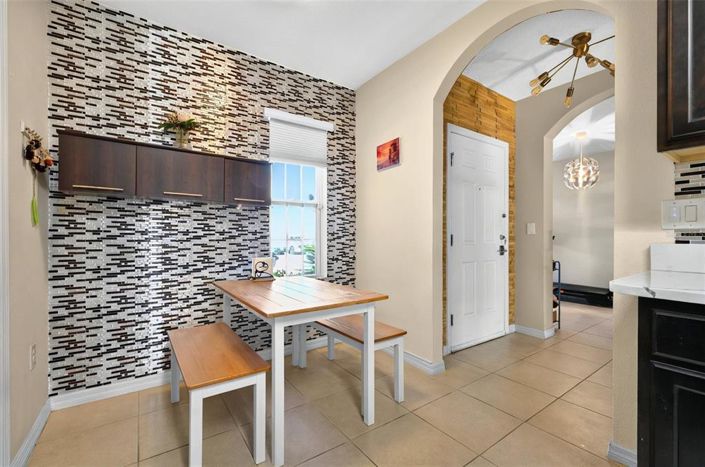 Image No.18-3 Bed Property for sale