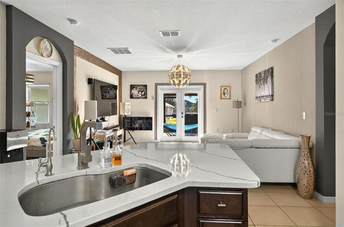 Image No.21-3 Bed Property for sale