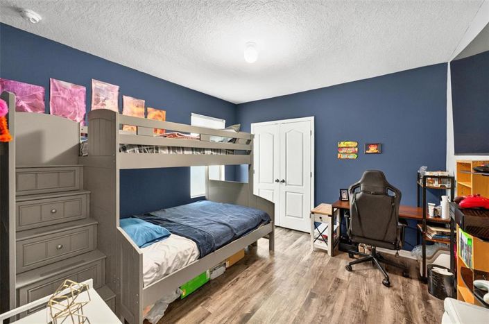 Image No.37-3 Bed Property for sale