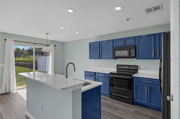 Image No.16-3 Bed Property for sale