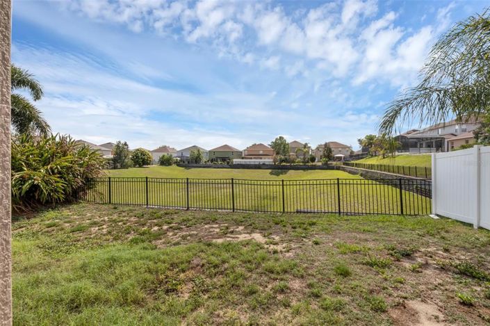 Image No.40-3 Bed Property for sale