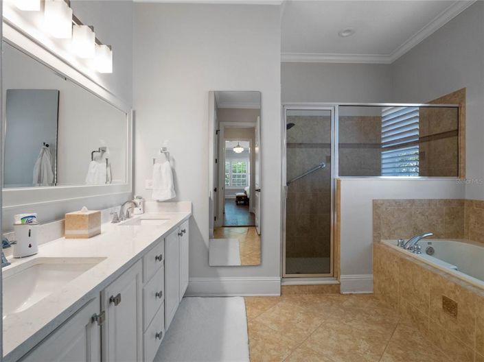 Image No.22-4 Bed Property for sale