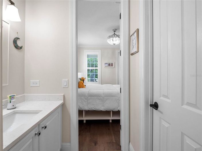 Image No.29-4 Bed Property for sale