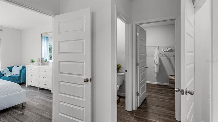 Image No.20-4 Bed Property for sale