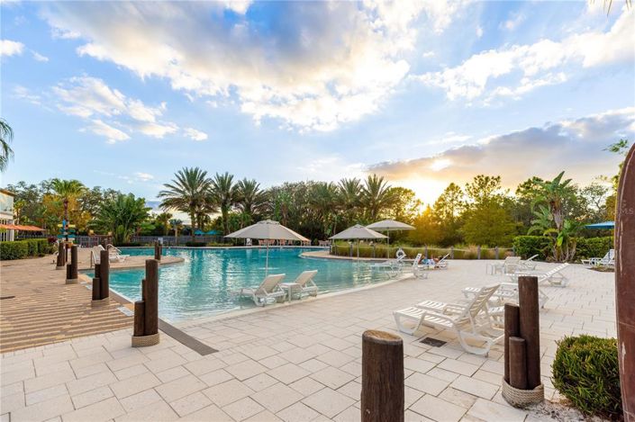 Image No.25-3 Bed Townhouse for sale