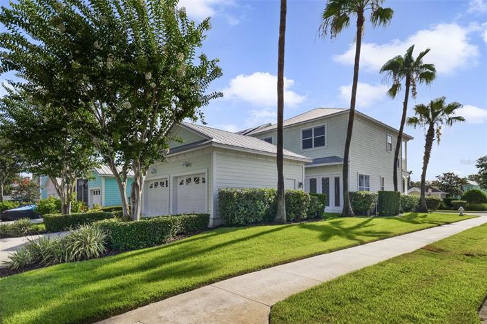 Image No.32-4 Bed Property for sale