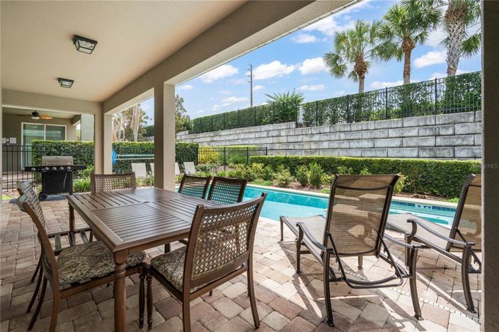 Image No.25-5 Bed Property for sale