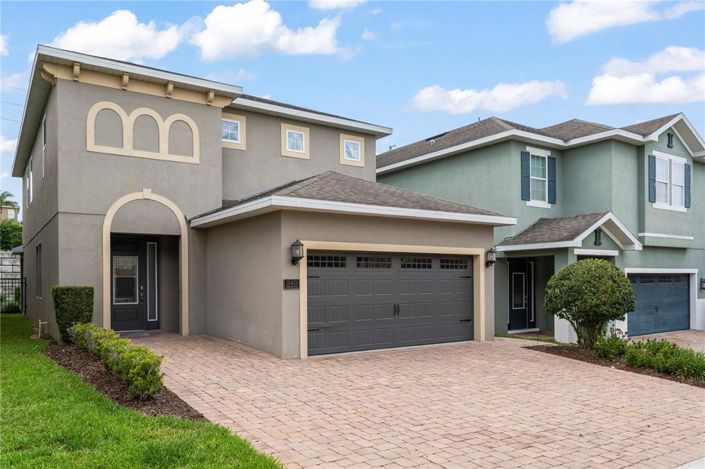 Image No.3-5 Bed Property for sale