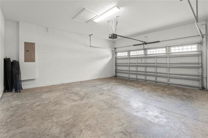 Image No.44-5 Bed Property for sale