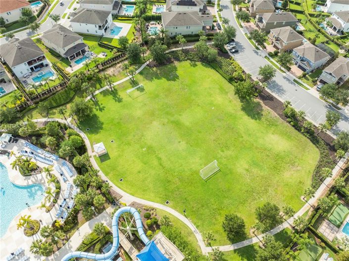 Image No.50-5 Bed Property for sale