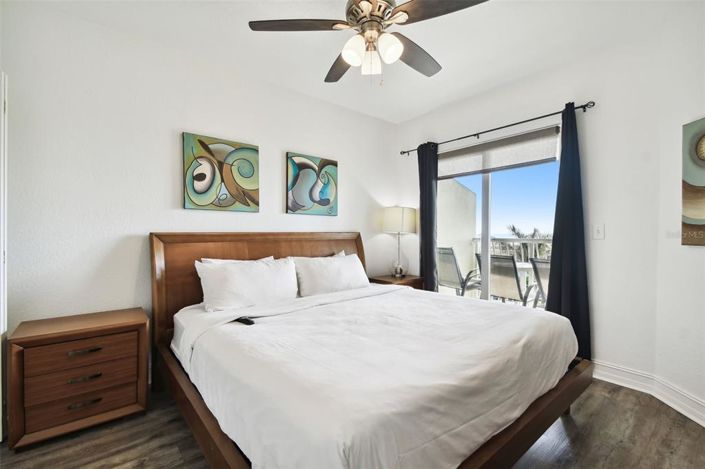 Image No.25-2 Bed Property for sale