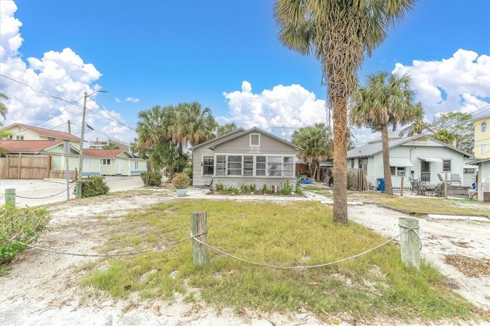 Image No.10-2 Bed Property for sale