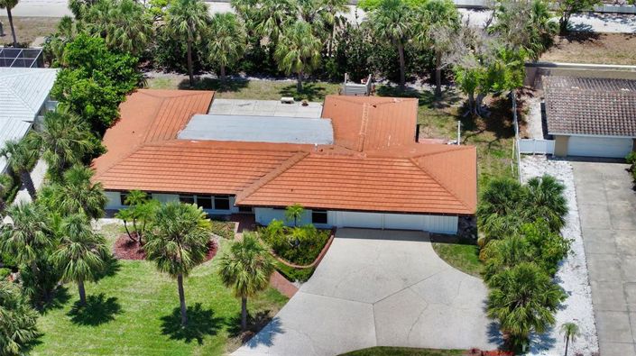 Image No.6-3 Bed Property for sale