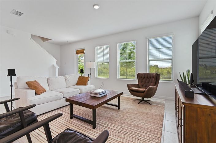 Image No.22-3 Bed Townhouse for sale