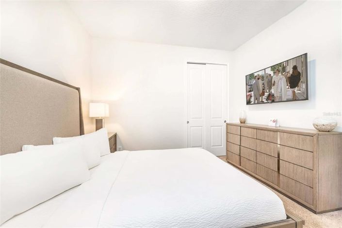 Image No.20-4 Bed Property for sale