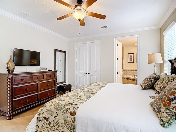 Image No.19-5 Bed Property for sale