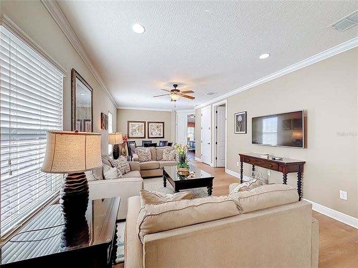 Image No.29-5 Bed Property for sale