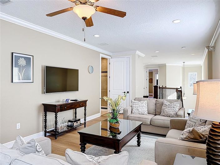 Image No.30-5 Bed Property for sale