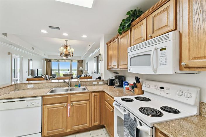 Image No.22-2 Bed Property for sale